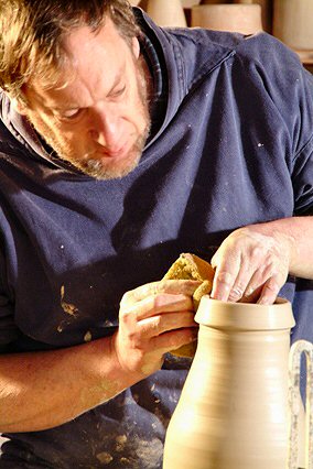 Nic Harrison making a jug - click to return